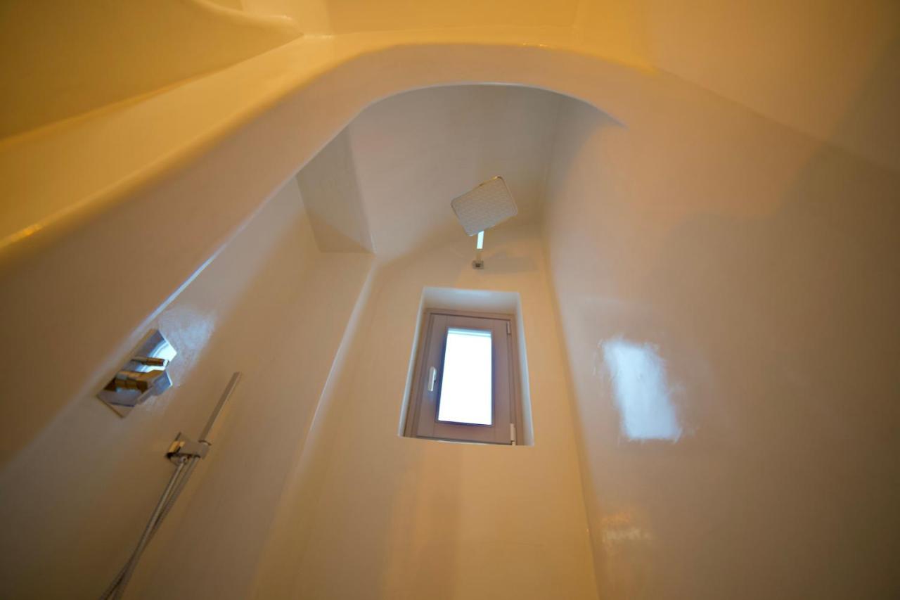 Eternity Suites Santorini 费拉 外观 照片