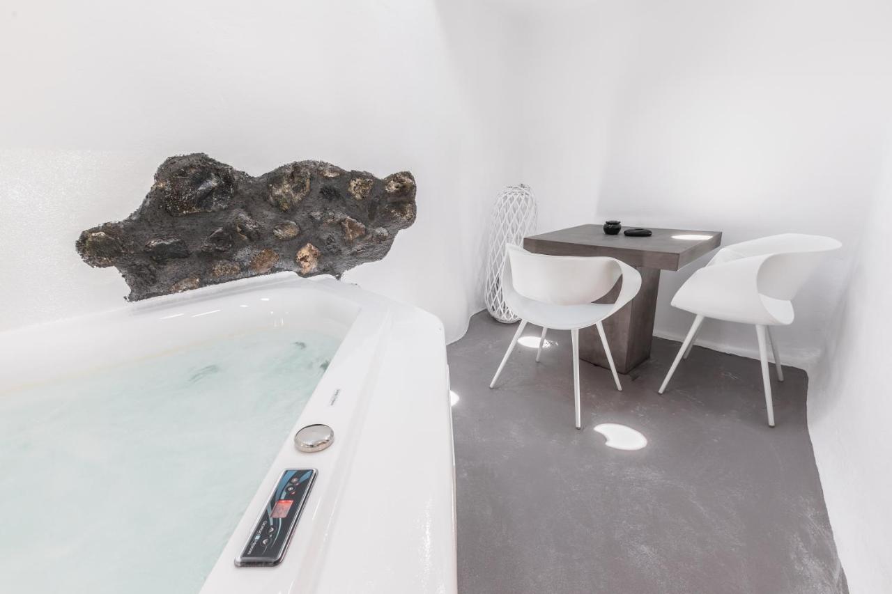 Eternity Suites Santorini 费拉 外观 照片