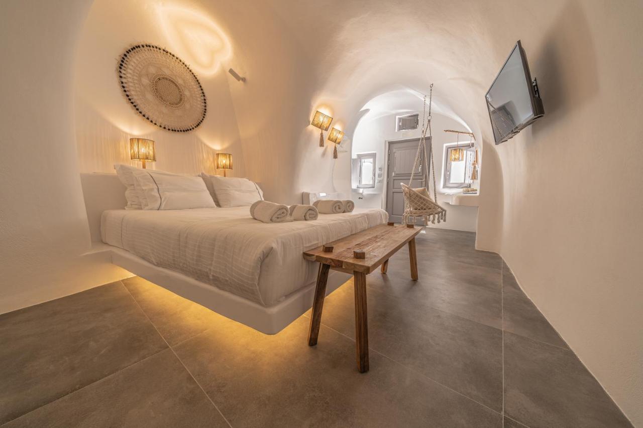 Eternity Suites Santorini 费拉 外观 照片
