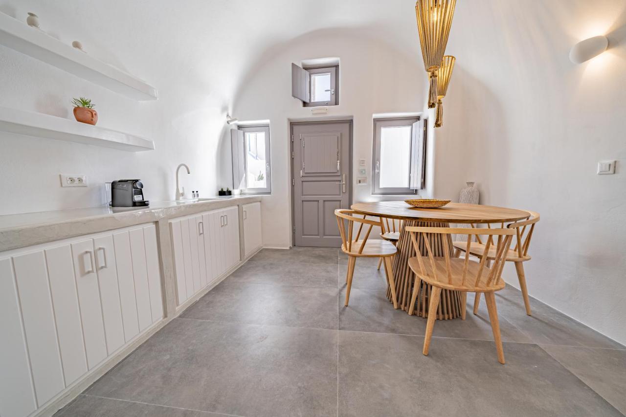 Eternity Suites Santorini 费拉 外观 照片