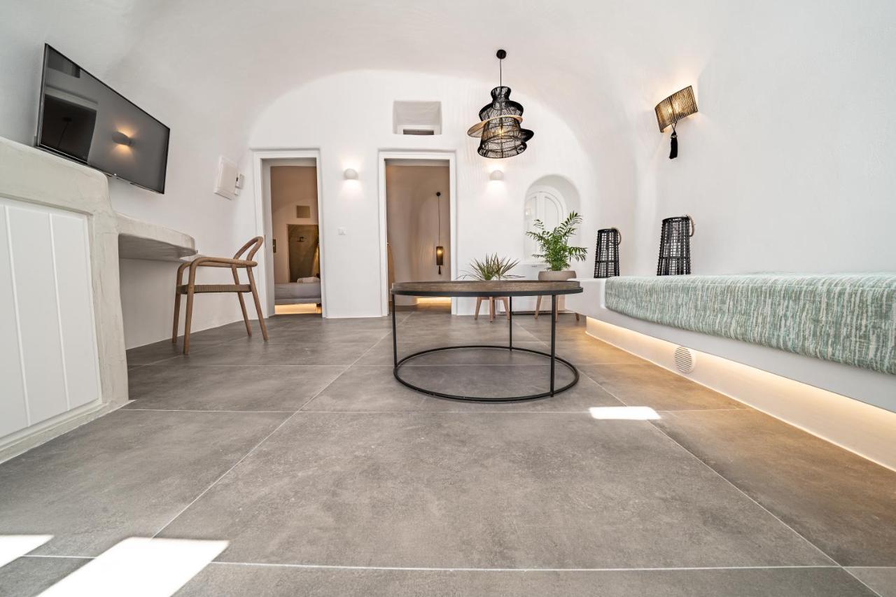 Eternity Suites Santorini 费拉 外观 照片