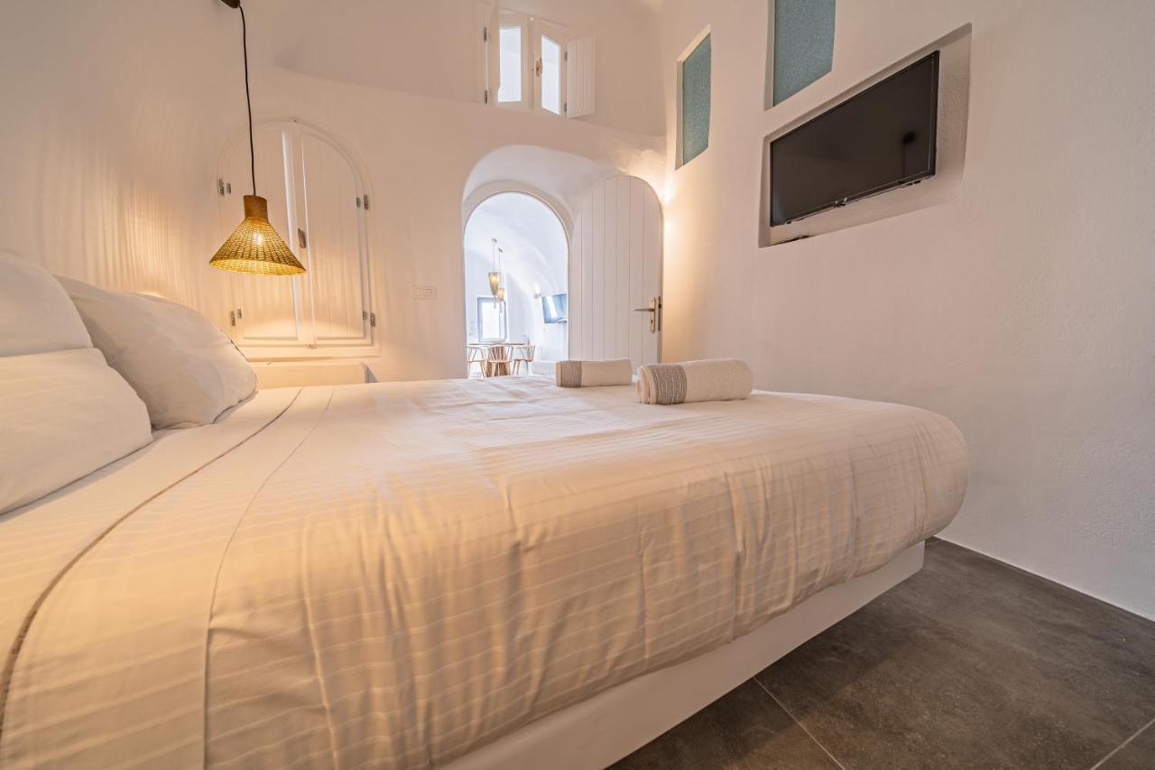 Eternity Suites Santorini 费拉 外观 照片